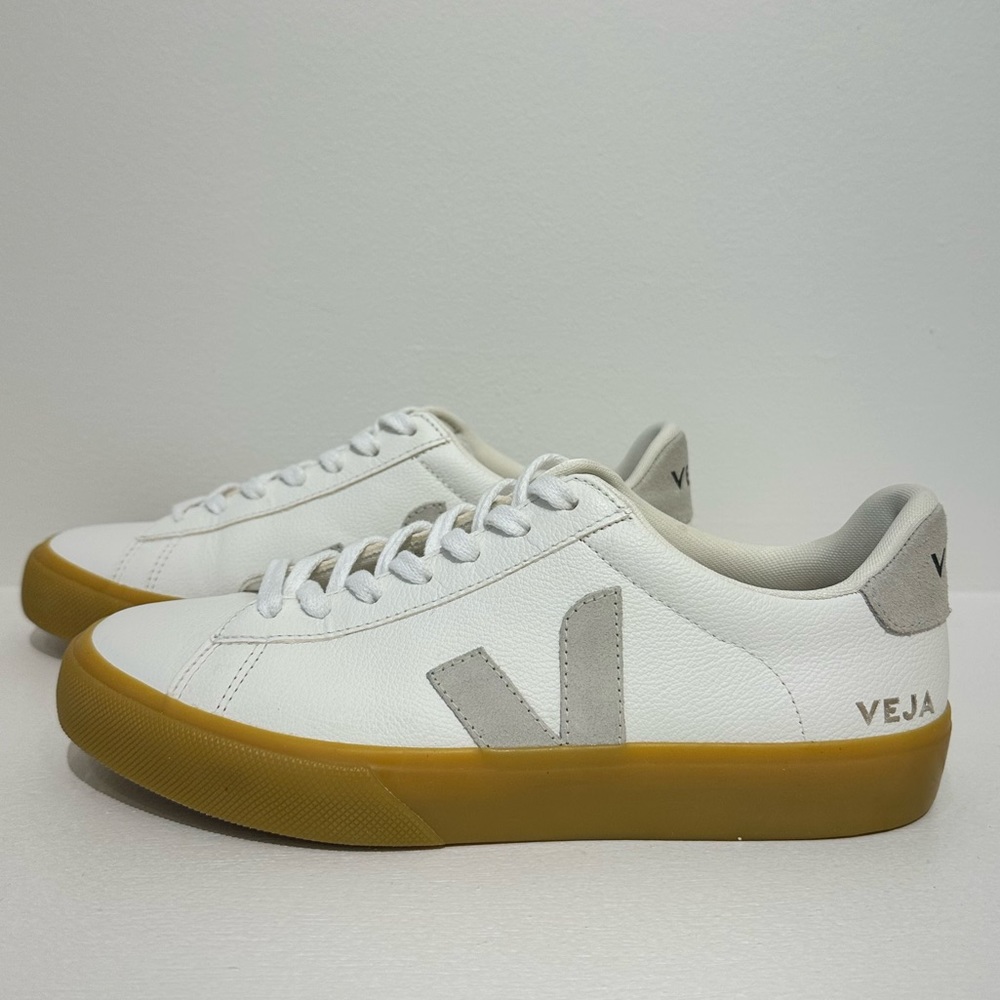 NEW Veja white campo sneakers